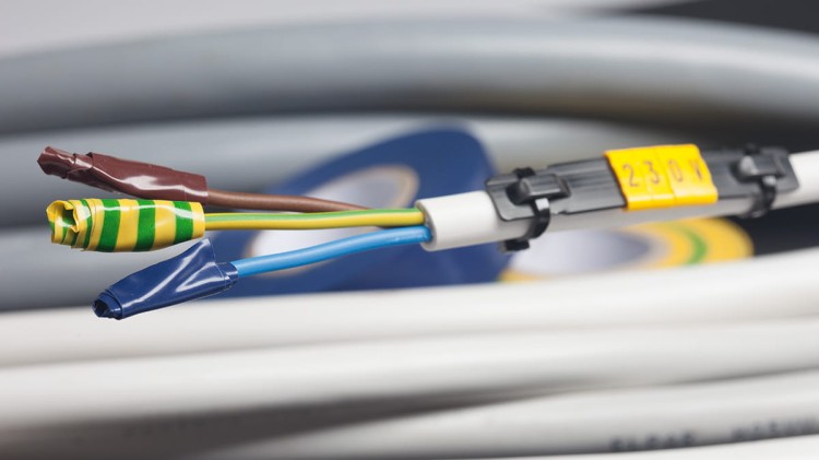 3M Taśma elektroizolacyjna 69 6mmx33m.jpg